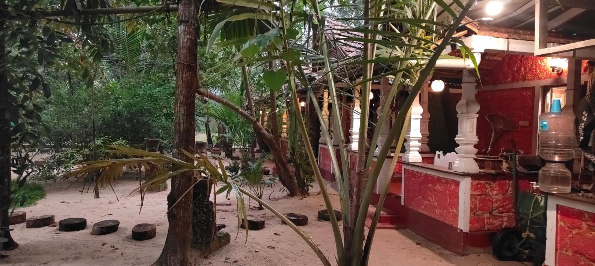 Abba Marari Beach Villas & Homestay Mararikulam Alappuzha Экстерьер фото